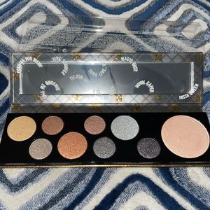 COPY - BNIB MAC Qween Supreme palette